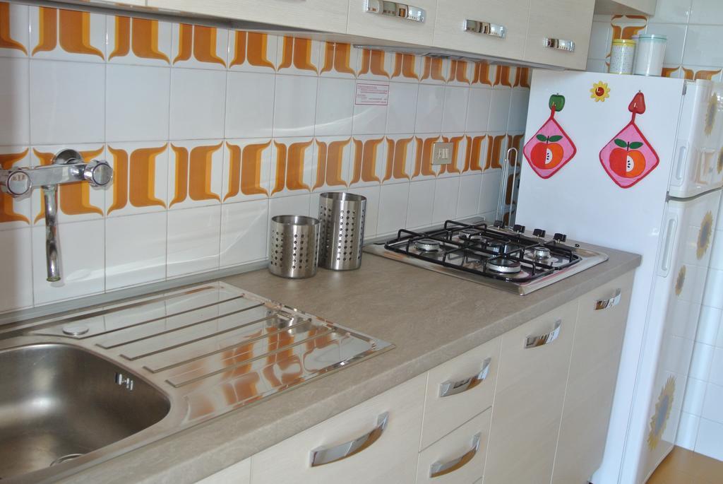 Residence Gardenia Lignano Sabbiadoro Bagian luar foto